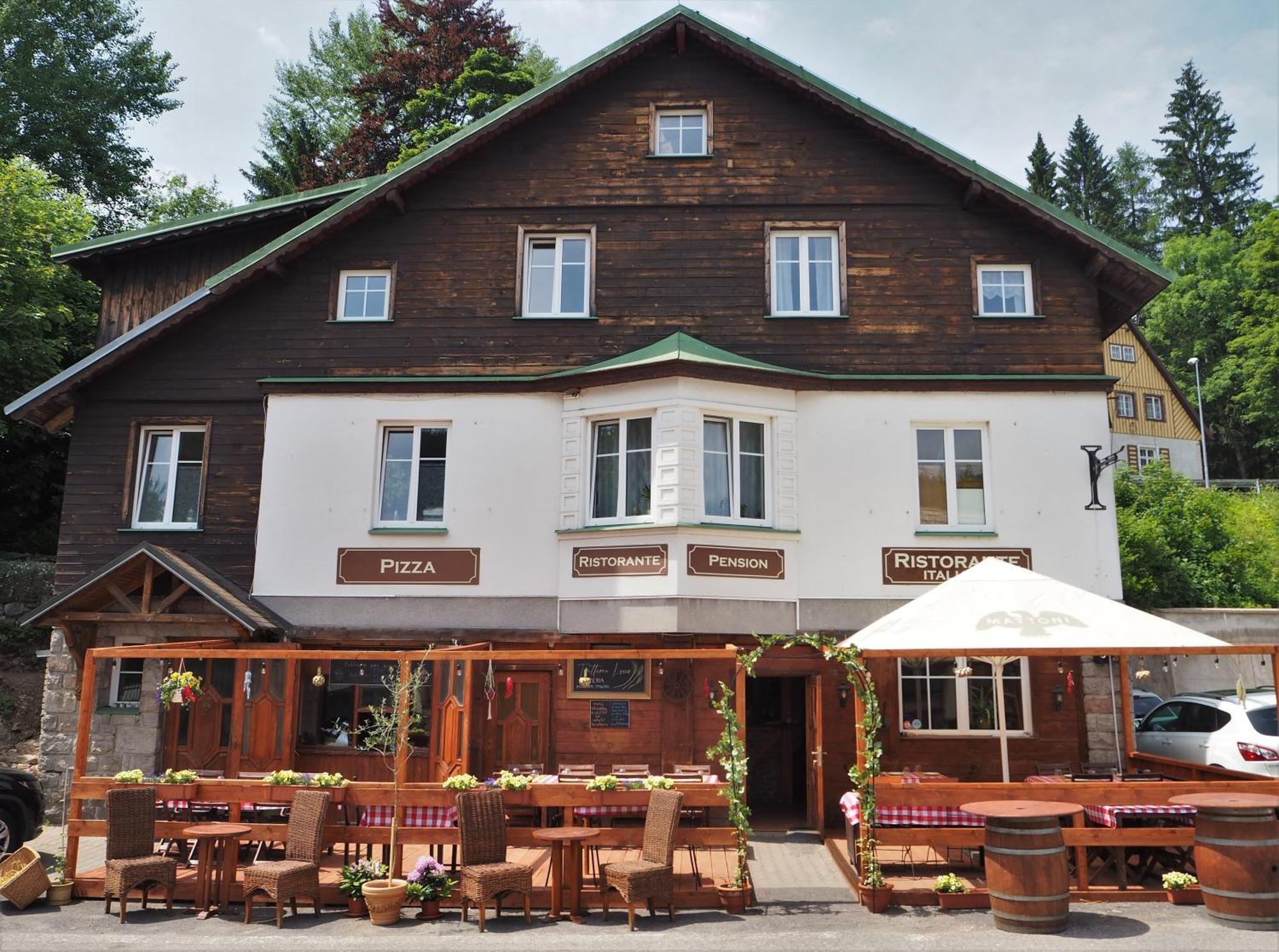 Penzion Sofinata & Pizzeria Špindlerŭv Mlýn Habitación foto