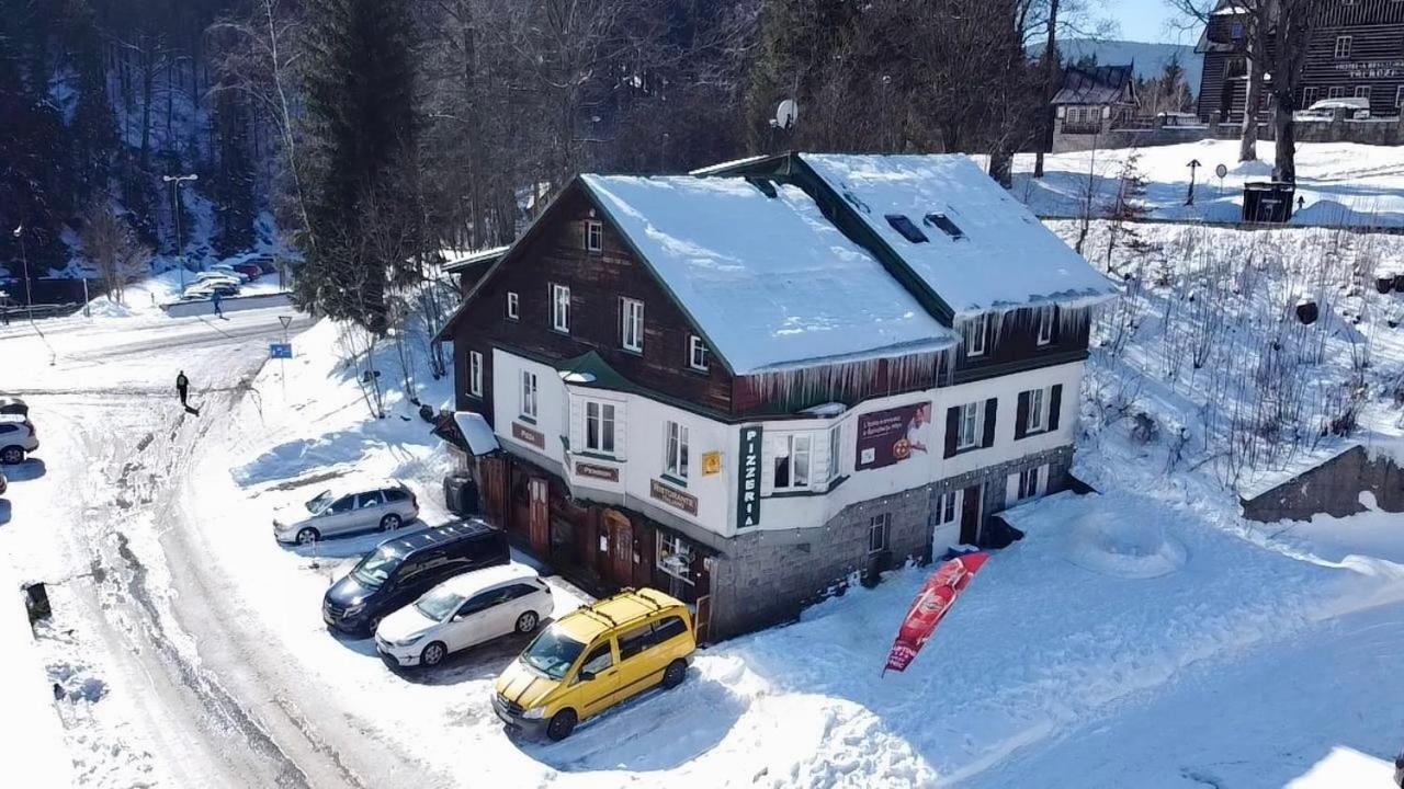 Penzion Sofinata & Pizzeria Špindlerŭv Mlýn Exterior foto